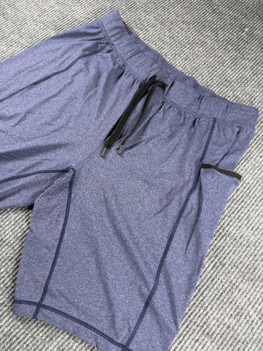 Lululemon Mens XXL RN106259 CA35801 Polyester/ Spandex Shorts Heathered Navy